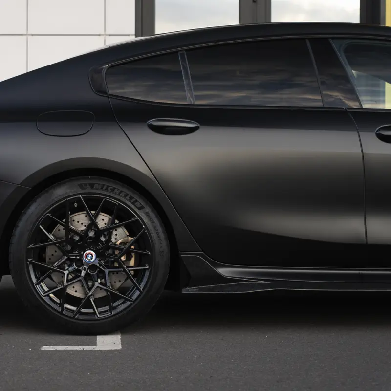 Лезвия на пороги сухой карбон SOOQOO BMW G16