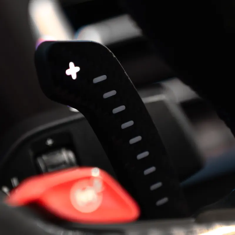 Магнитные лепестки LED с индикацией оборотов для BMW
